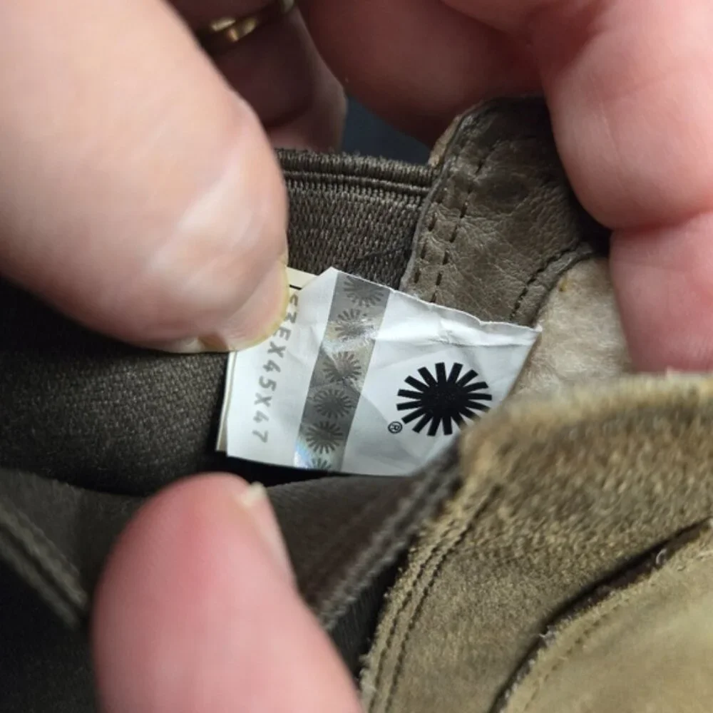 UGG Women's Bonham II Boot - Picture 9 of 11